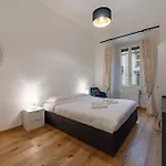 5 Walk From Porta Venezia Station, With 2 Bedrooms *