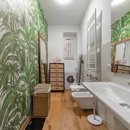 Lejlighed 5 Walk From Porta Venezia Station, With 2 Bedrooms Milano